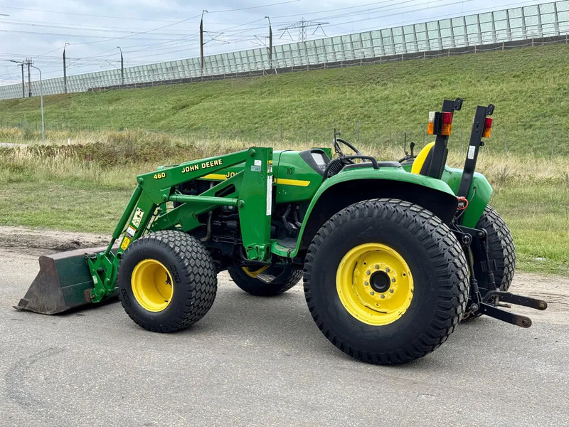 John Deere 4600 compact met voorlader 4X4 hydrostaat GEEN BTW 4600 - Трактор: снимка 3 John Deere 4600 compact met voorlader 4X4 hydrostaat GEEN BTW 4600 - Трактор: снимка 3