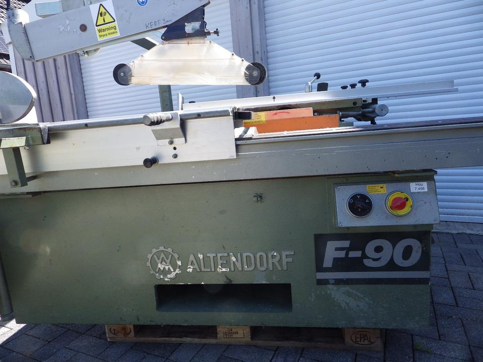 2 x Formatkreissäge mit Vorritzer Altendorf F90 und ROBLAND E300 - Дървообработваща машина: снимка 1 2 x Formatkreissäge mit Vorritzer Altendorf F90 und ROBLAND E300 - Дървообработваща машина: снимка 1