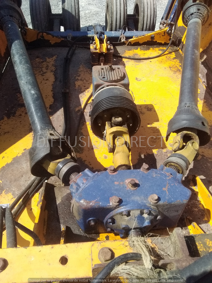 BOMFORD BROYEUR A AXE HORIZONTAL TRI WING 4600 - Градинска техника: снимка 5 BOMFORD BROYEUR A AXE HORIZONTAL TRI WING 4600 - Градинска техника: снимка 5