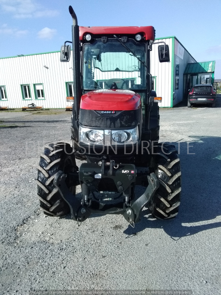 CASE IH TRACTEUR AGRICOLE QUANTUM 100 F - Трактор: снимка 3 CASE IH TRACTEUR AGRICOLE QUANTUM 100 F - Трактор: снимка 3