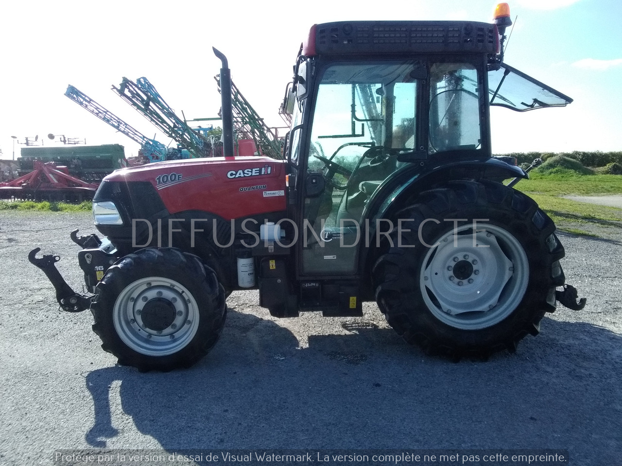 CASE IH TRACTEUR AGRICOLE QUANTUM 100 F - Трактор: снимка 2 CASE IH TRACTEUR AGRICOLE QUANTUM 100 F - Трактор: снимка 2