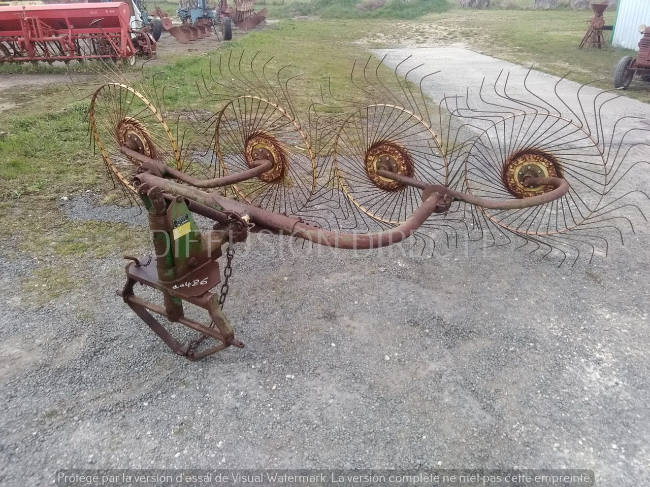 JOHN DEERE ANDAINEUR P 140 - Гребло/ Сенообръщачка: снимка 3 JOHN DEERE ANDAINEUR P 140 - Гребло/ Сенообръщачка: снимка 3