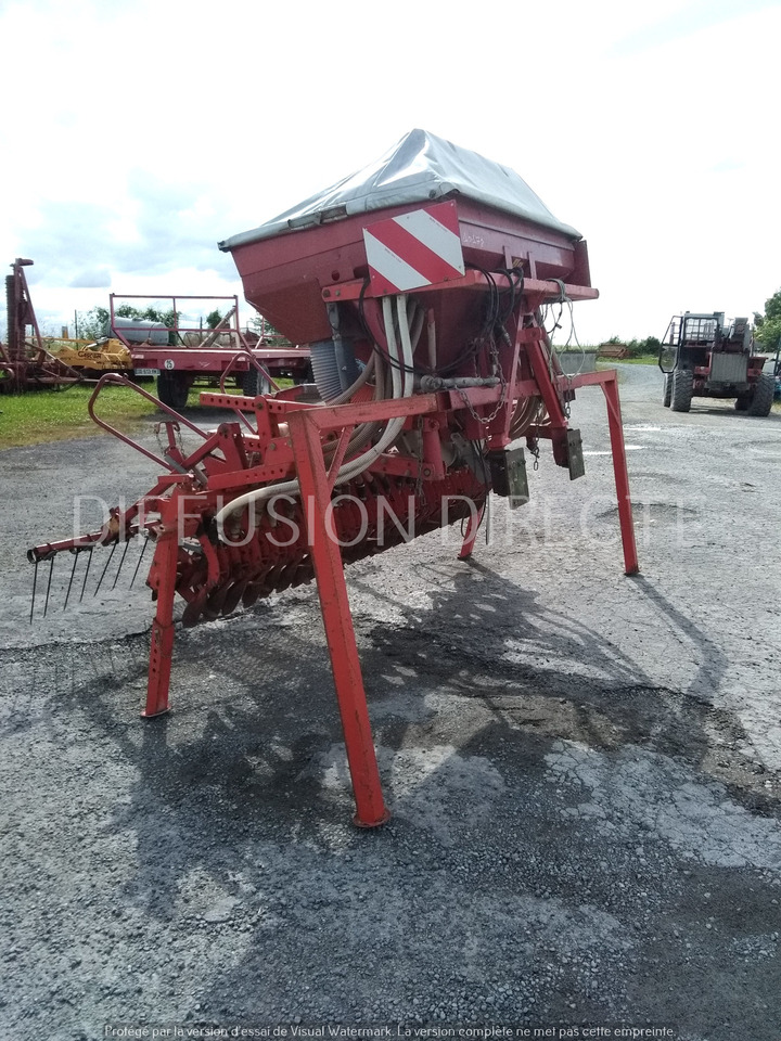 KUHN SEMOIR EN LIGNE ACCORD PNEUMATIC - Комбинирана сеялка: снимка 4 KUHN SEMOIR EN LIGNE ACCORD PNEUMATIC - Комбинирана сеялка: снимка 4