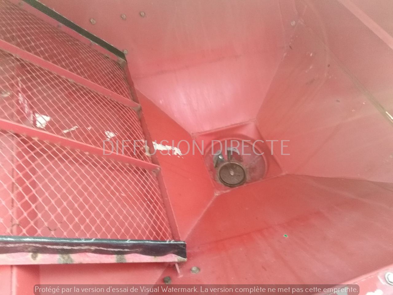 LELY DISTRIBUTEUR D'ENGRAIS CENTERMATIC PESEE - Тороразпръсквачка: снимка 5 LELY DISTRIBUTEUR D'ENGRAIS CENTERMATIC PESEE - Тороразпръсквачка: снимка 5
