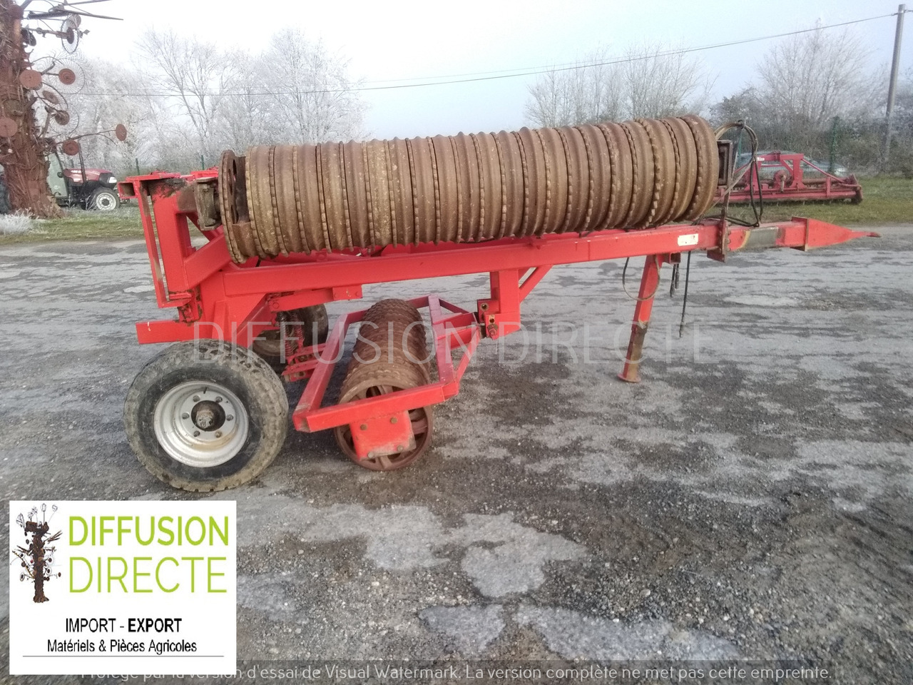 QUIVOGNE ROULEAU CAMBRIDGE R 630 - Селскостопански валяк: снимка 1 QUIVOGNE ROULEAU CAMBRIDGE R 630 - Селскостопански валяк: снимка 1