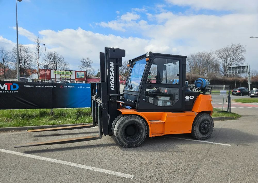 Doosan G60S-7 - Газокар: снимка 1 Doosan G60S-7 - Газокар: снимка 1