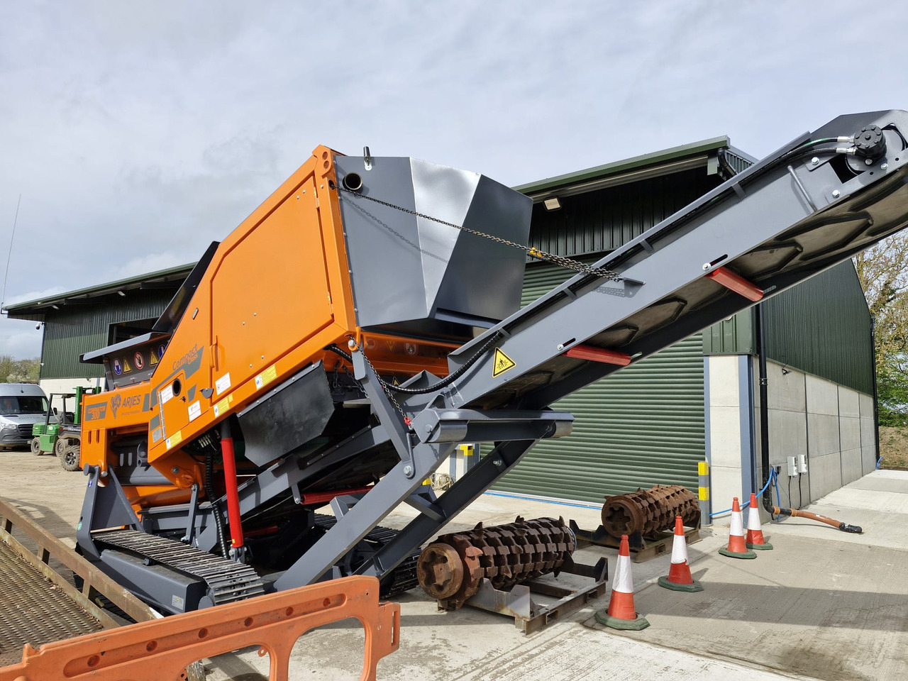 Arjes Arjes Compaktor 300 - Индустриален шредер: снимка 5 Arjes Arjes Compaktor 300 - Индустриален шредер: снимка 5