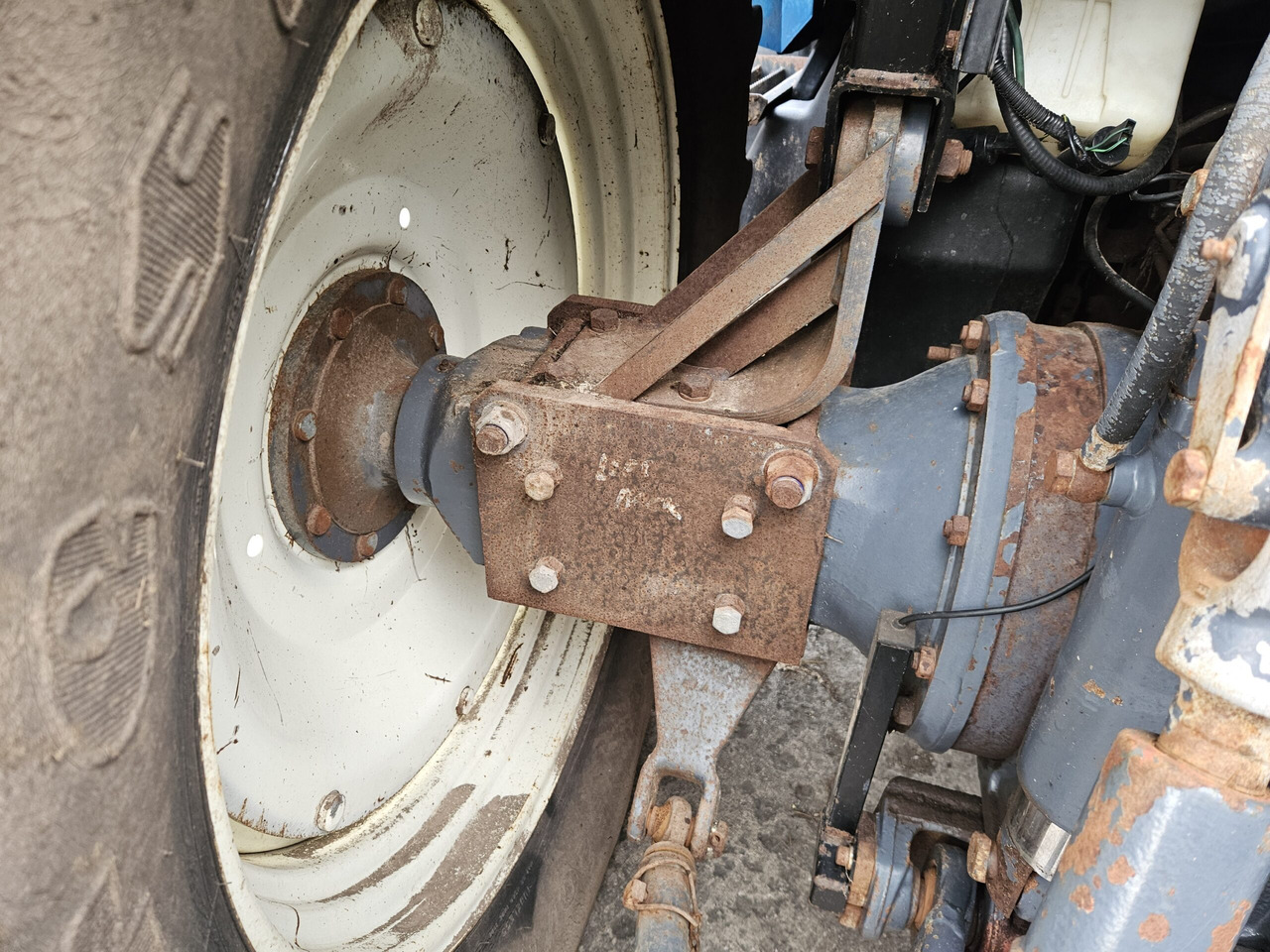 1997 New Holland 8360 - Трактор: снимка 5 1997 New Holland 8360 - Трактор: снимка 5