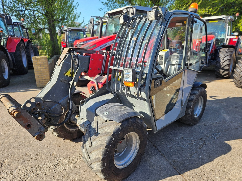 2015 Weidemann 4512, 9000 hours - Телескопичен товарач: снимка 2 2015 Weidemann 4512, 9000 hours - Телескопичен товарач: снимка 2