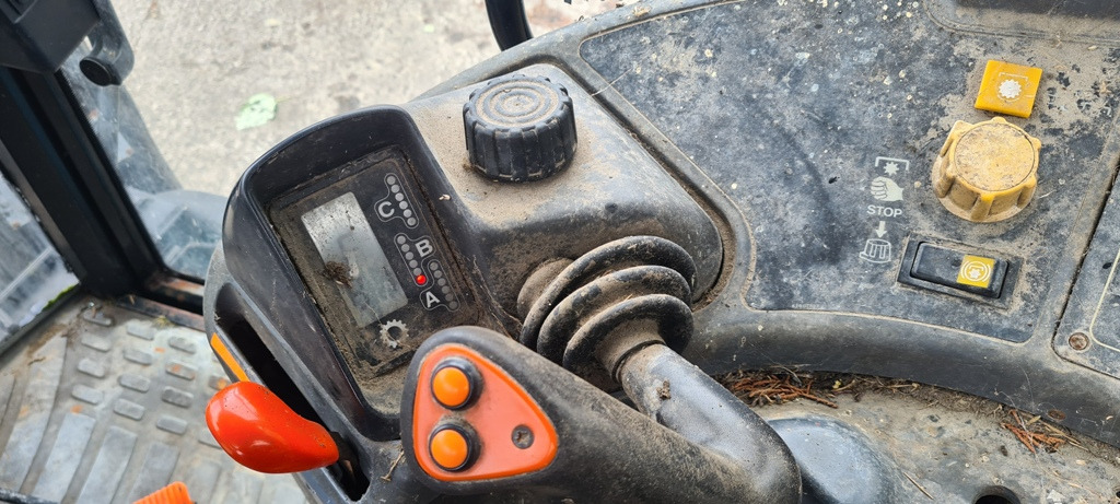 Трактор New Holland 8260, Rangecommand: снимка 13