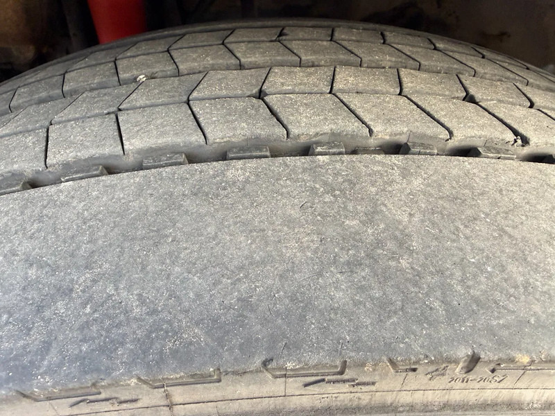 Влекач Scania R560 V8 Manual-Retarder-6x2 TOP NL TRUCK: снимка 18 Влекач Scania R560 V8 Manual-Retarder-6x2 TOP NL TRUCK: снимка 18