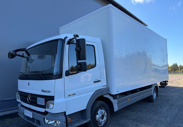 Mercedes-BenzAtego kaappi + perälauta - Камион фургон: снимка 1 Mercedes-BenzAtego kaappi + perälauta - Камион фургон: снимка 1