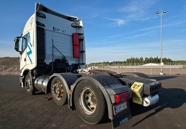 IvecoStralis 460 6x2 LNG/LBG - Влекач: снимка 3 IvecoStralis 460 6x2 LNG/LBG - Влекач: снимка 3