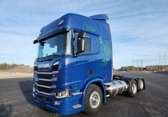 ScaniaR410 LNG / LBG 6x2 - Влекач: снимка 1 ScaniaR410 LNG / LBG 6x2 - Влекач: снимка 1
