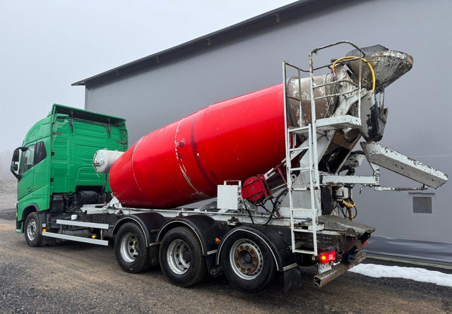 VolvoFH16 650 8x4 - Бетоновоз: снимка 4 VolvoFH16 650 8x4 - Бетоновоз: снимка 4