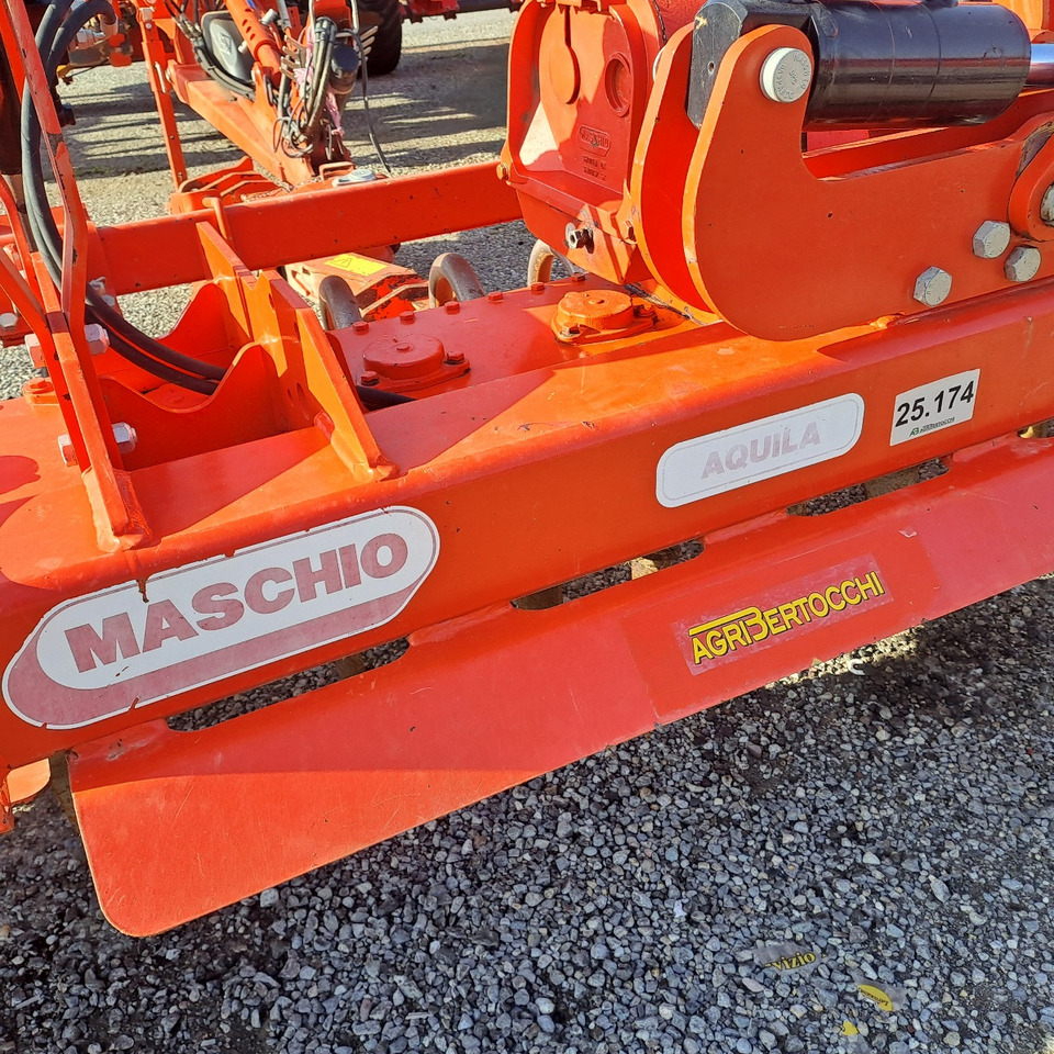 ERPICE ROTANTE PIEGHEVOLE MASCHIO AQUILA RAP 7000 - Роторна фреза: снимка 5 ERPICE ROTANTE PIEGHEVOLE MASCHIO AQUILA RAP 7000 - Роторна фреза: снимка 5