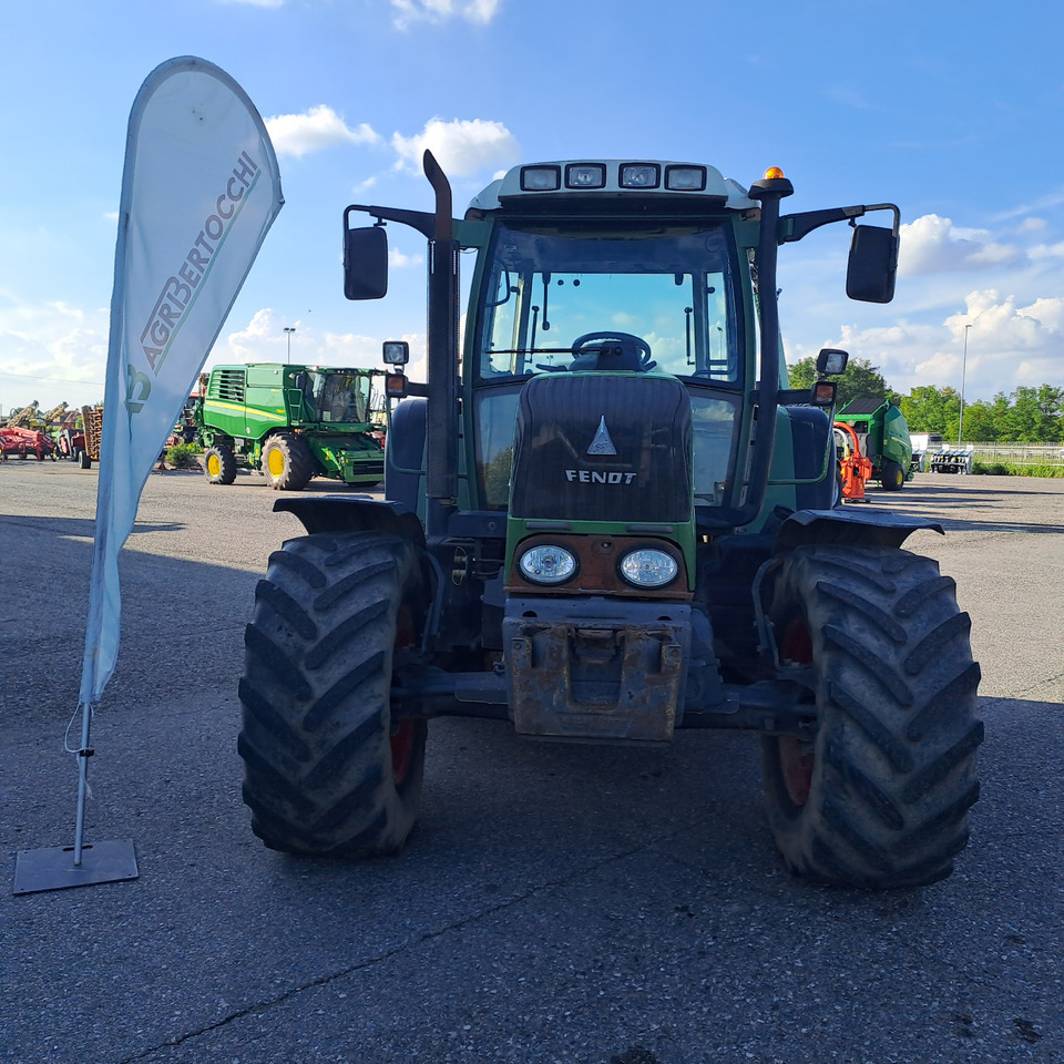 FENDT 312 VARIO - Трактор: снимка 3 FENDT 312 VARIO - Трактор: снимка 3