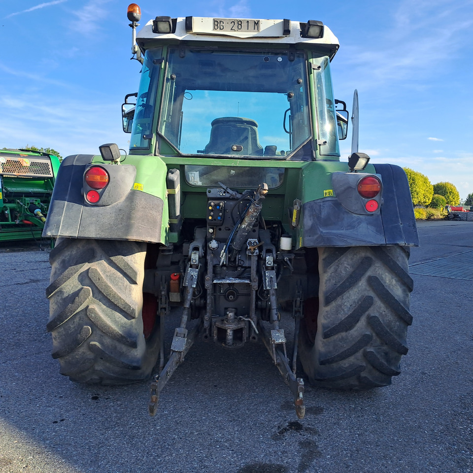FENDT 312 VARIO - Трактор: снимка 4 FENDT 312 VARIO - Трактор: снимка 4