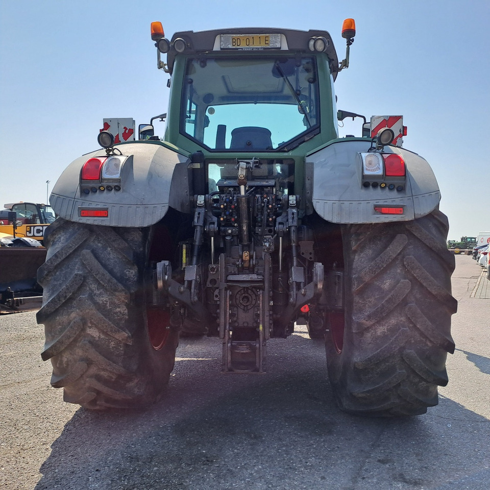 FENDT 936 VARIO - Трактор: снимка 4 FENDT 936 VARIO - Трактор: снимка 4