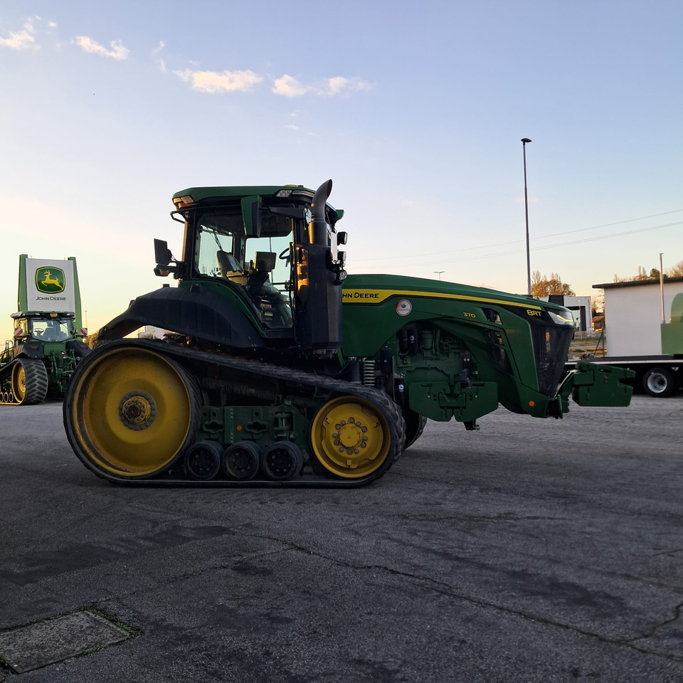 Трактор JHON DEERE 8RT 370: снимка 6