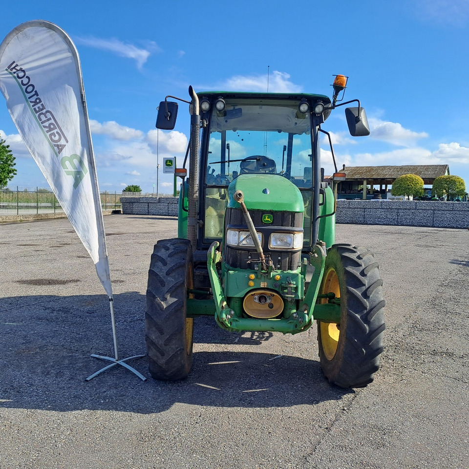 JOHN DEERE 5820 - ASTA AGRIBERTOCCHI - Трактор: снимка 2 JOHN DEERE 5820 - ASTA AGRIBERTOCCHI - Трактор: снимка 2