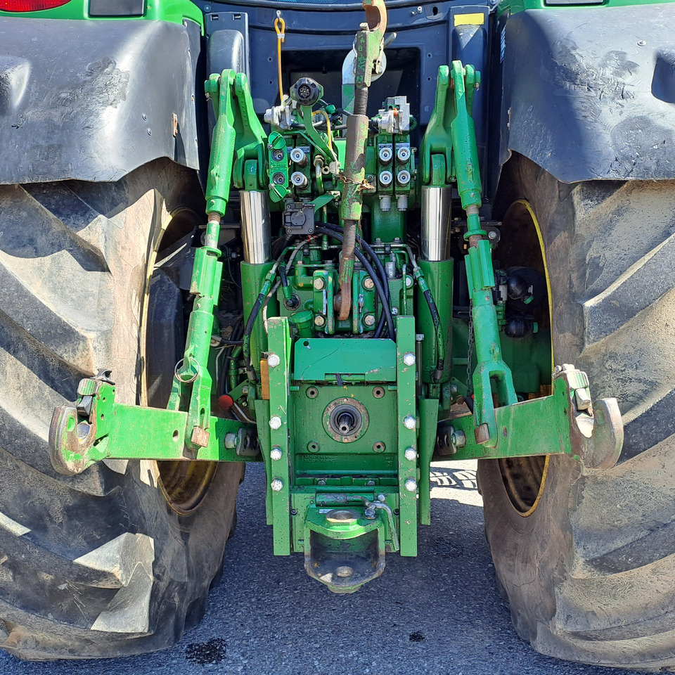 JOHN DEERE 6210R - Трактор: снимка 5 JOHN DEERE 6210R - Трактор: снимка 5