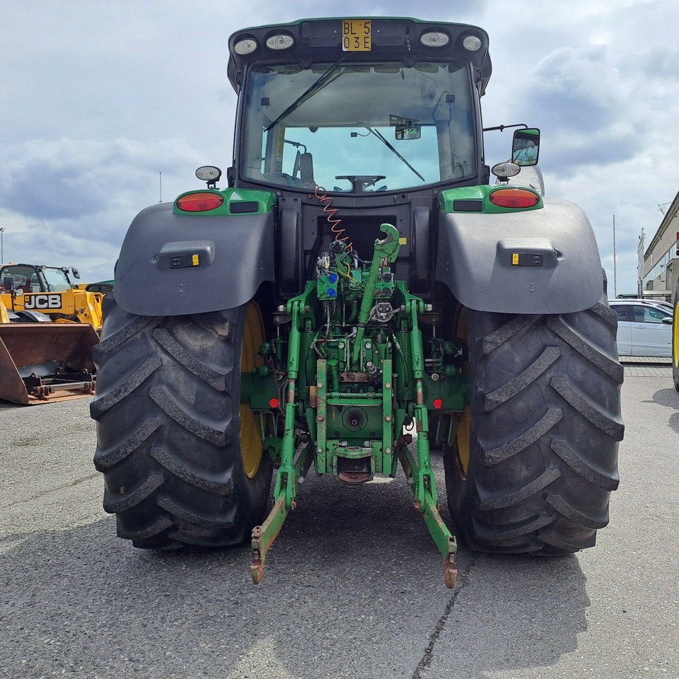 JOHN DEERE 6210R - Трактор: снимка 4 JOHN DEERE 6210R - Трактор: снимка 4