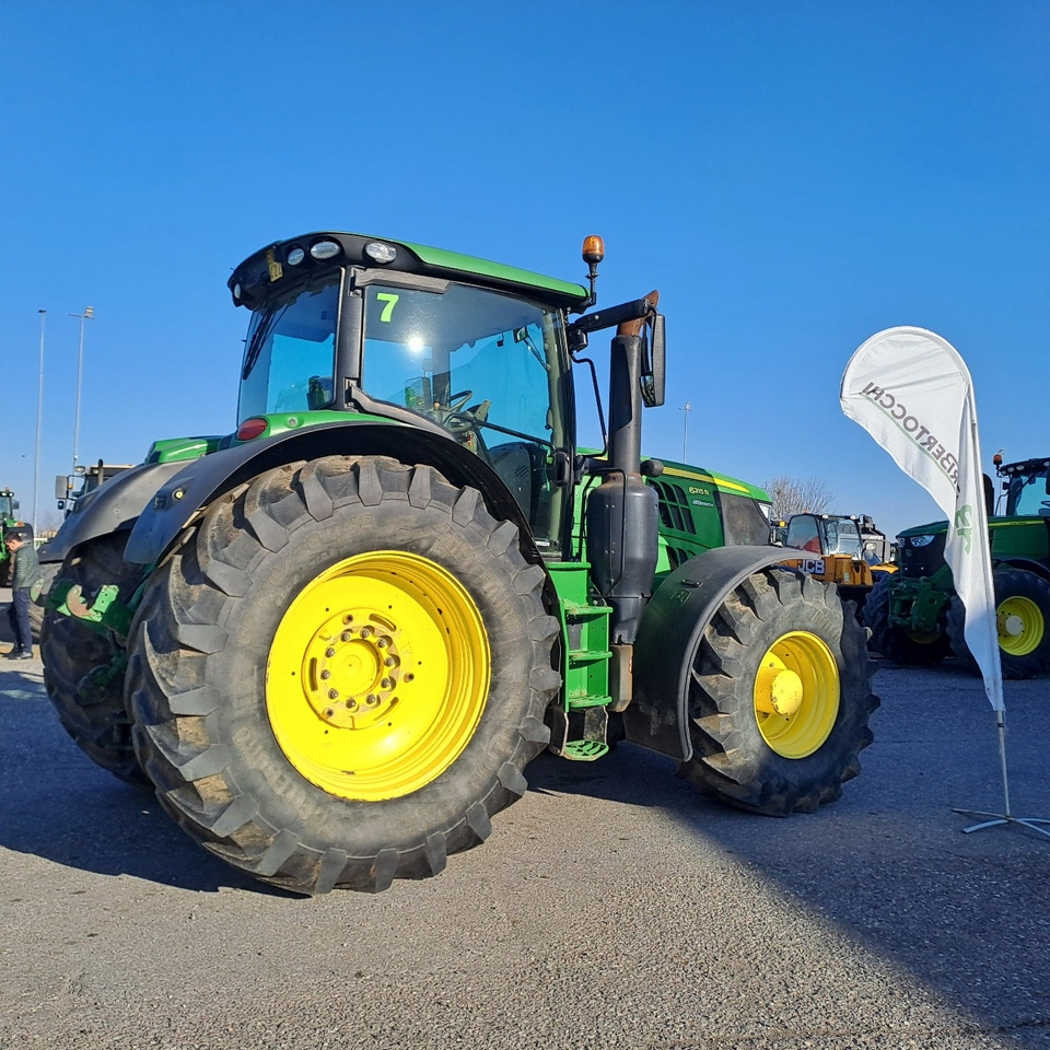 JOHN DEERE 6215R - Трактор: снимка 3 JOHN DEERE 6215R - Трактор: снимка 3