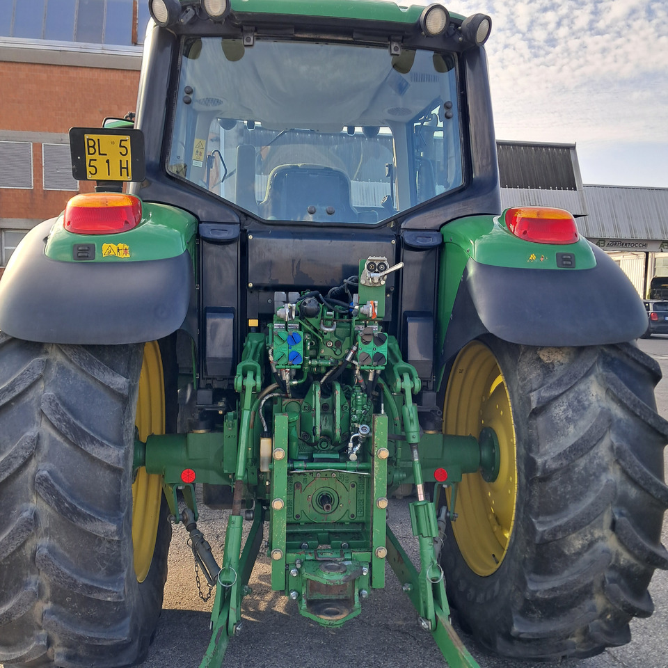 JOHN DEERE 6230 - Трактор: снимка 4 JOHN DEERE 6230 - Трактор: снимка 4