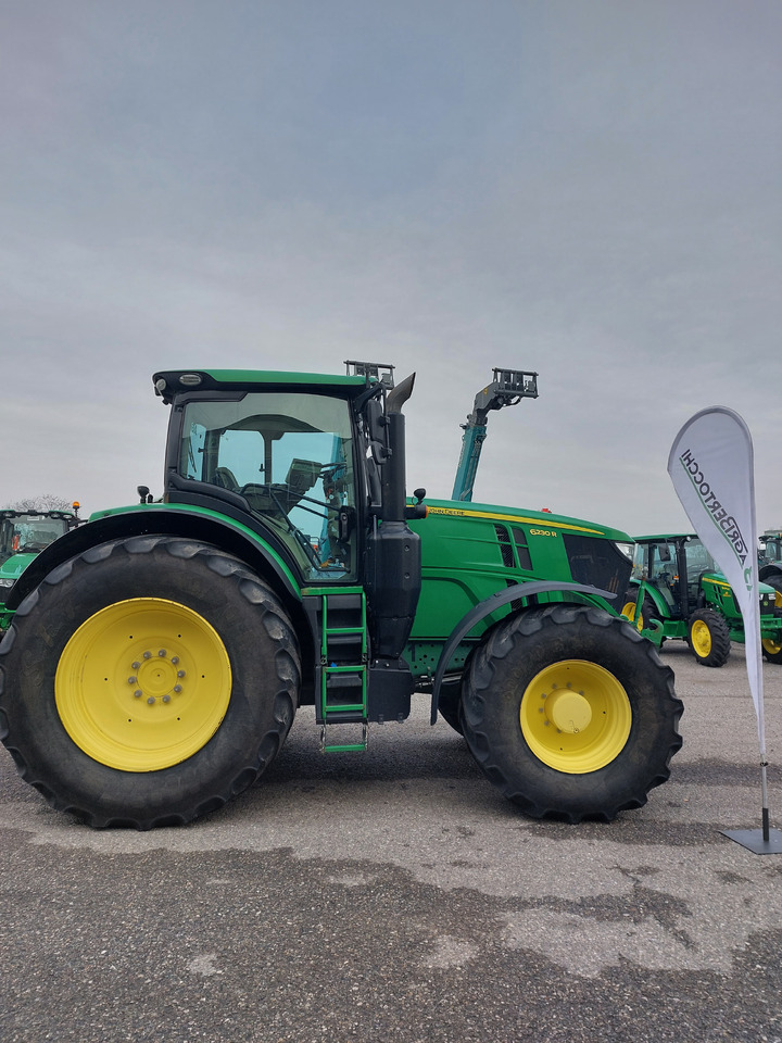 JOHN DEERE 6230R - Трактор: снимка 2 JOHN DEERE 6230R - Трактор: снимка 2