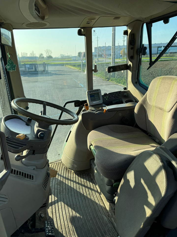 JOHN DEERE 6920 Premium - Трактор: снимка 5 JOHN DEERE 6920 Premium - Трактор: снимка 5