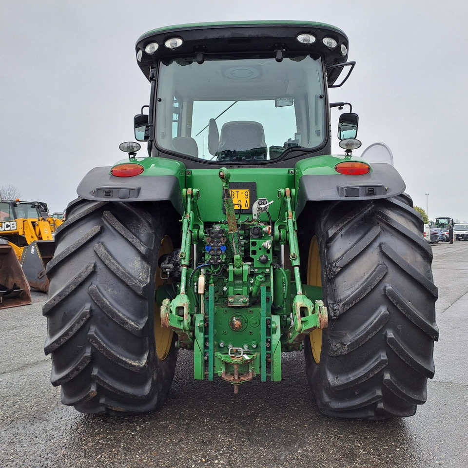 JOHN DEERE 7230R - Трактор: снимка 5 JOHN DEERE 7230R - Трактор: снимка 5