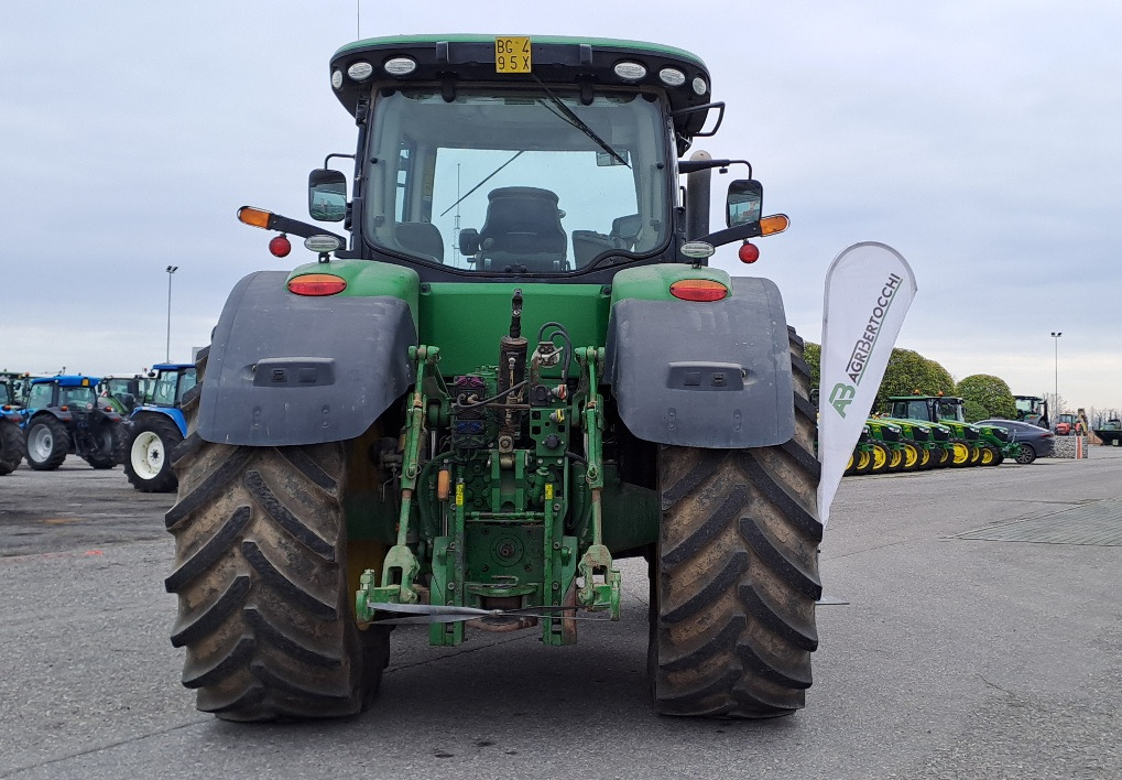 JOHN DEERE 7290R - Трактор: снимка 4 JOHN DEERE 7290R - Трактор: снимка 4