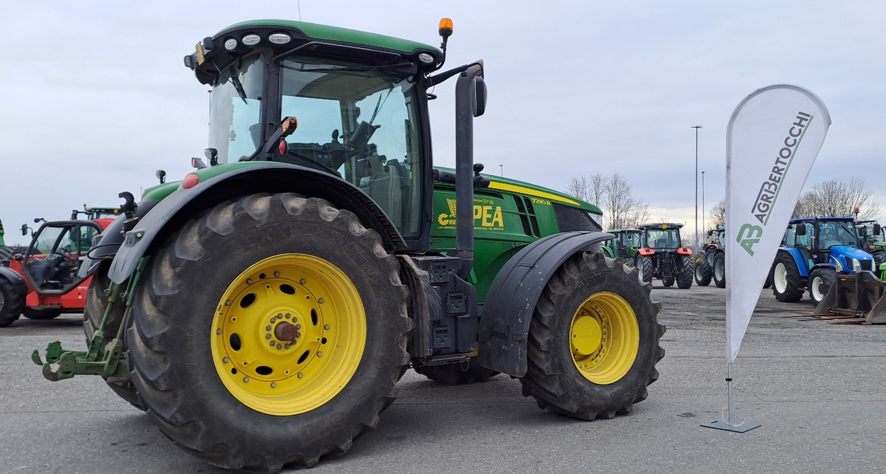 JOHN DEERE 7290R - Трактор: снимка 2 JOHN DEERE 7290R - Трактор: снимка 2