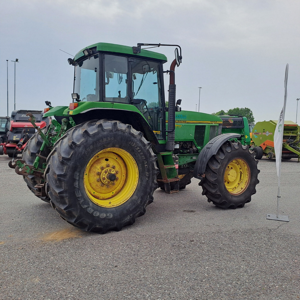 JOHN DEERE 7700 - Трактор: снимка 2 JOHN DEERE 7700 - Трактор: снимка 2