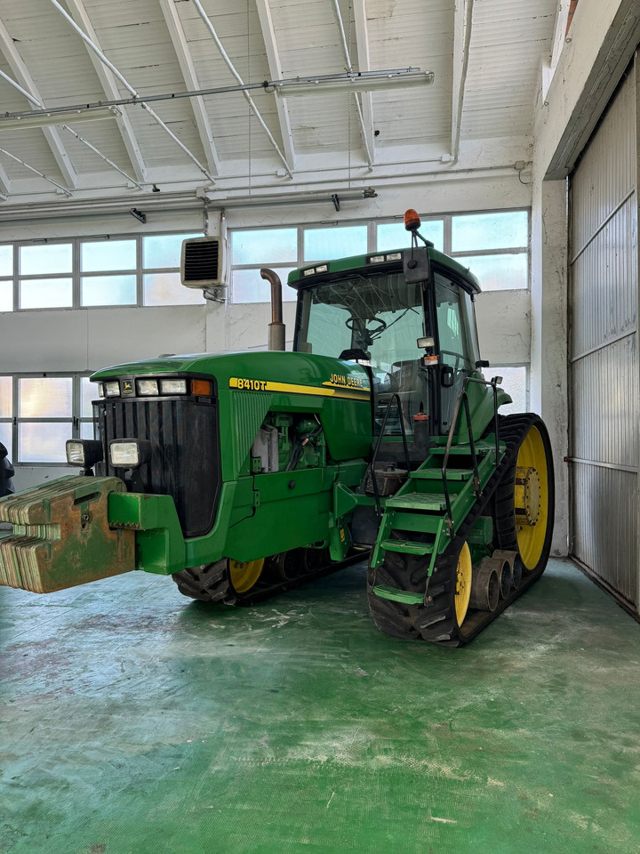 JOHN DEERE 8410T - Трактор: снимка 3 JOHN DEERE 8410T - Трактор: снимка 3
