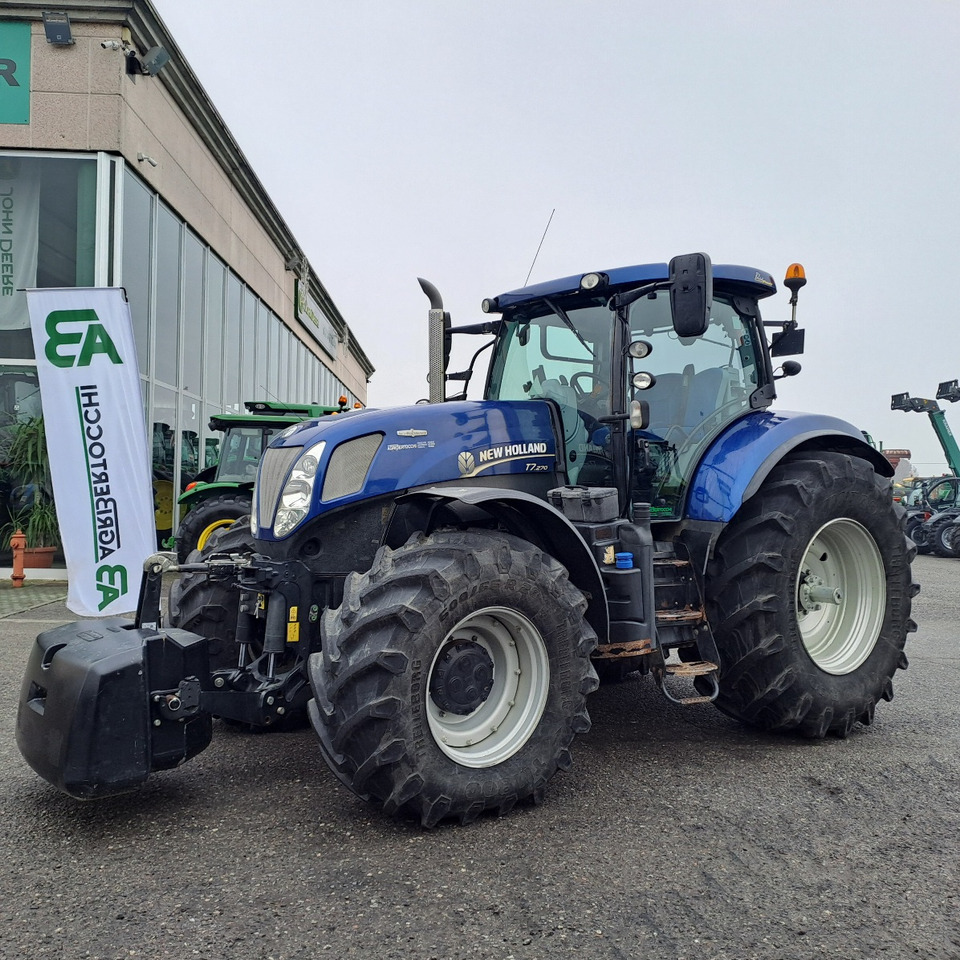 NEW HOLLAND T7.270 BLUEPOWER - Трактор: снимка 1 NEW HOLLAND T7.270 BLUEPOWER - Трактор: снимка 1