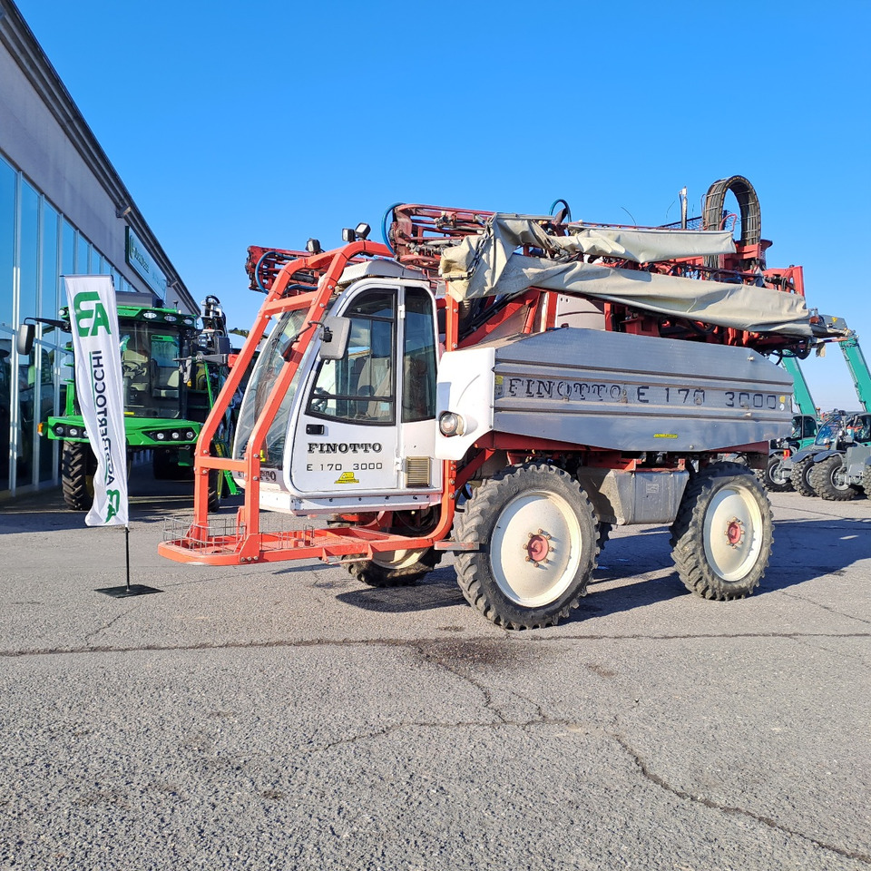 POLVERIZZATORE SEMOVENTE FINOTTO E170 3000 - Самоходна пръскачка: снимка 1 POLVERIZZATORE SEMOVENTE FINOTTO E170 3000 - Самоходна пръскачка: снимка 1