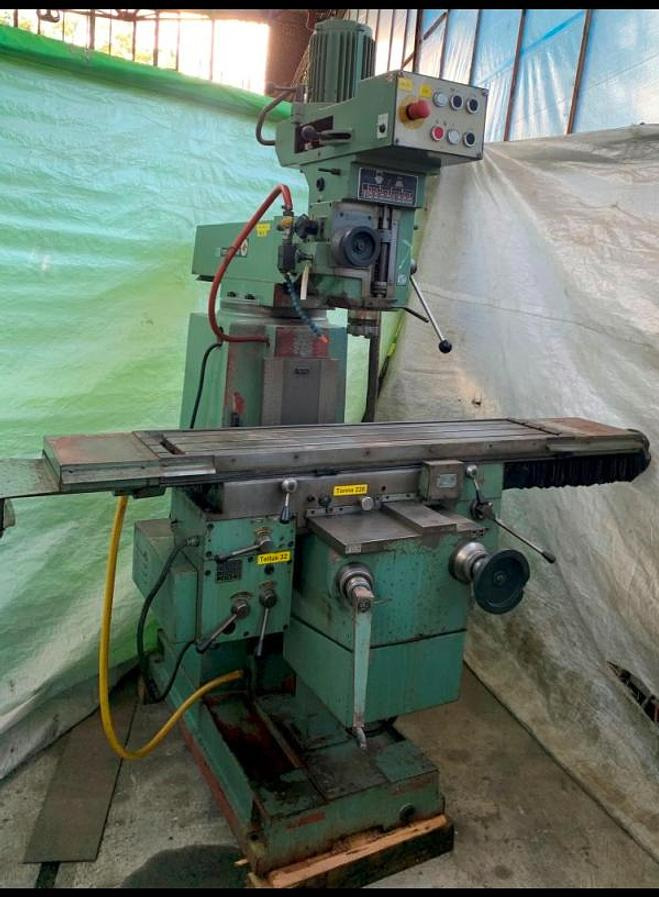 Mehrzweckfräsmaschine TOS - Фреза за метал: снимка 2 Mehrzweckfräsmaschine TOS - Фреза за метал: снимка 2