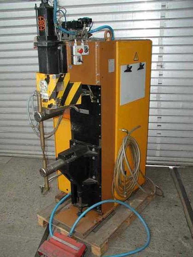 Punktschweißmaschine ARO - Оборудване за заваряване: снимка 1 Punktschweißmaschine ARO - Оборудване за заваряване: снимка 1