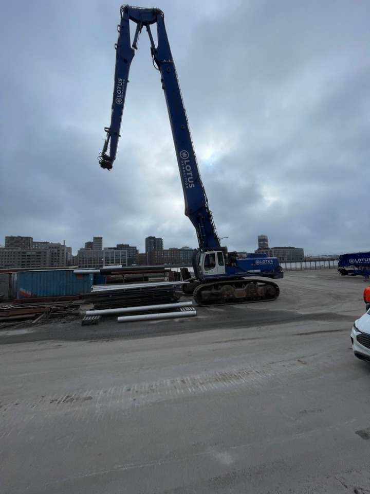 Liebherr R 974 C UHD Demolition 41m, 2 booms - Багер за разрушаване: снимка 3 Liebherr R 974 C UHD Demolition 41m, 2 booms - Багер за разрушаване: снимка 3