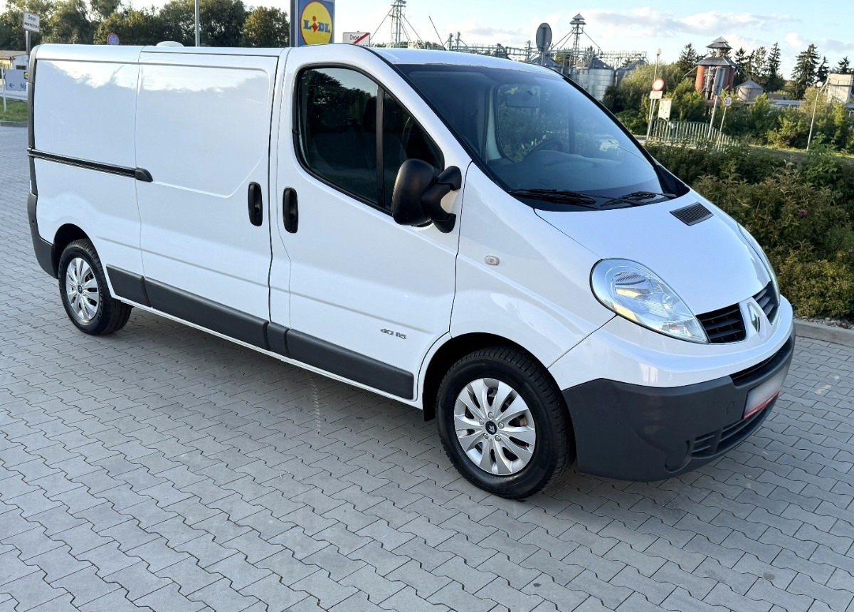 Renault Trafic 2.0 DCI 115KM LONG 2012 Rok Klimatyzacja Nawigacja BEZWYPADKOWY - Товарен бус: снимка 3 Renault Trafic 2.0 DCI 115KM LONG 2012 Rok Klimatyzacja Nawigacja BEZWYPADKOWY - Товарен бус: снимка 3