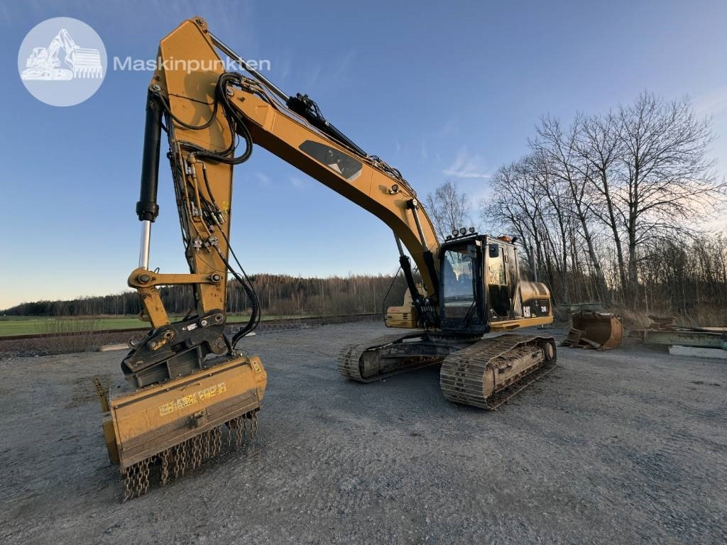 CAT 324 D L - Верижен багер: снимка 1 CAT 324 D L - Верижен багер: снимка 1