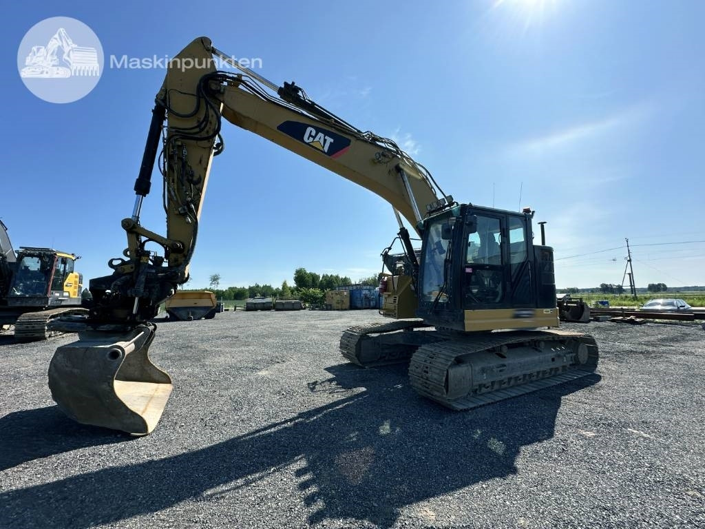 CAT 325 FL CR - Верижен багер: снимка 1 CAT 325 FL CR - Верижен багер: снимка 1