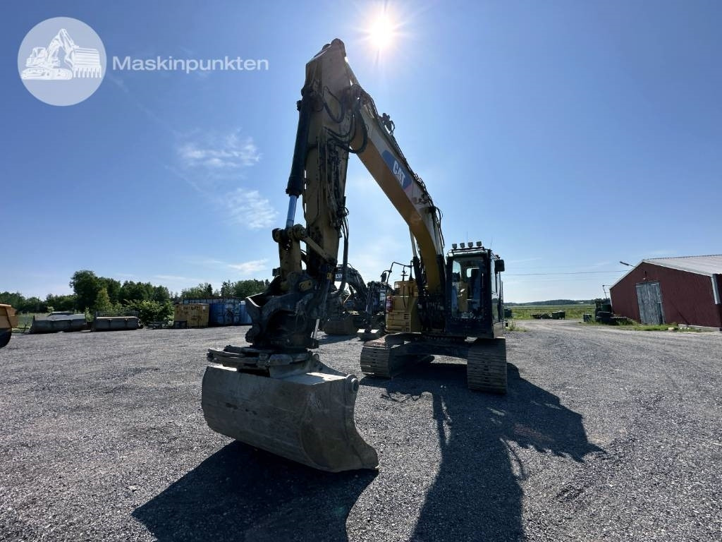 CAT 325 FL CR - Верижен багер: снимка 2 CAT 325 FL CR - Верижен багер: снимка 2