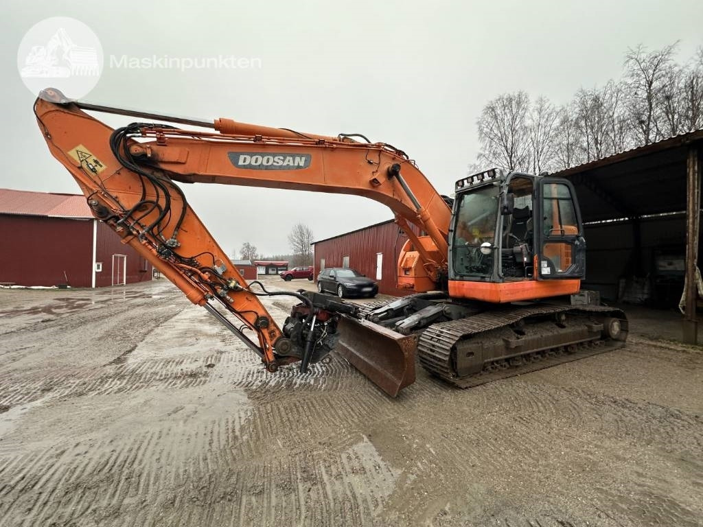 Doosan DX 235 LCR - Верижен багер: снимка 1 Doosan DX 235 LCR - Верижен багер: снимка 1