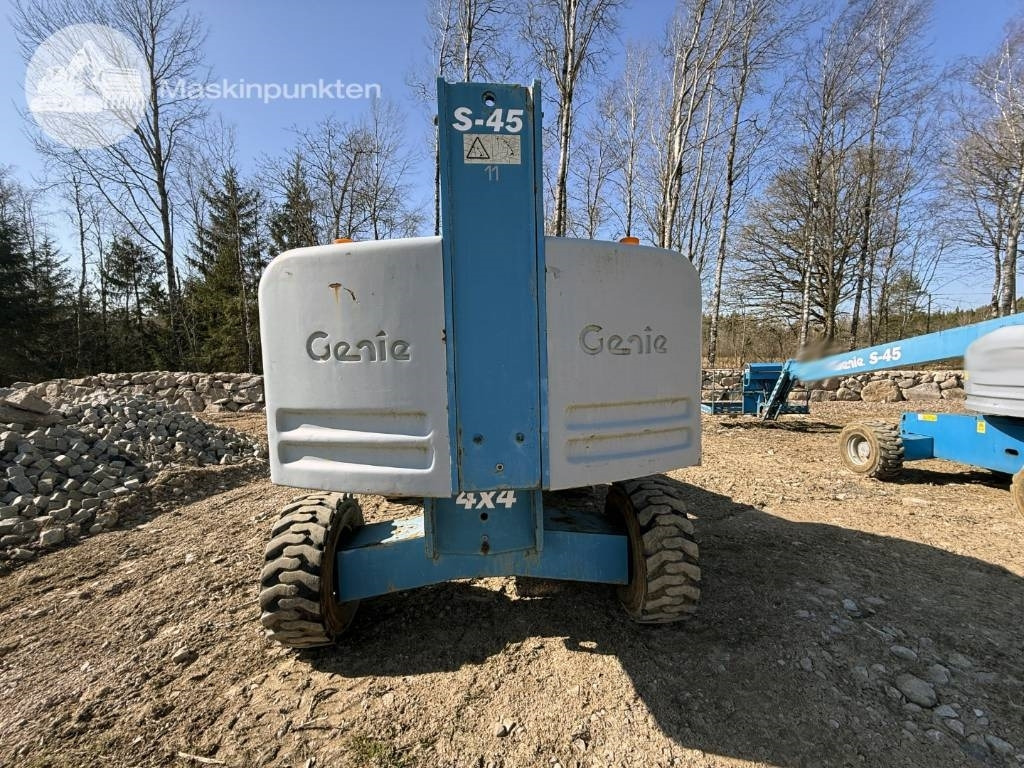 Genie S 45 - Телескопична платформа: снимка 2 Genie S 45 - Телескопична платформа: снимка 2