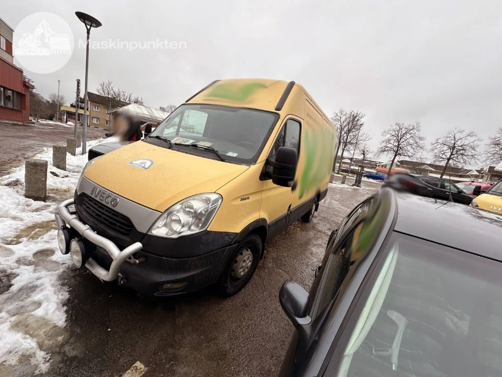Iveco Daily 35 S13 V - Товарен бус: снимка 2 Iveco Daily 35 S13 V - Товарен бус: снимка 2