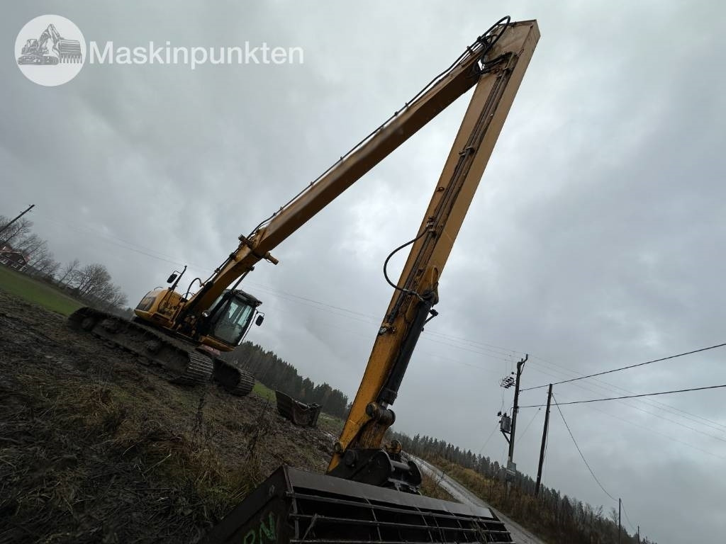 JCB JS 220 LC - Верижен багер: снимка 3 JCB JS 220 LC - Верижен багер: снимка 3