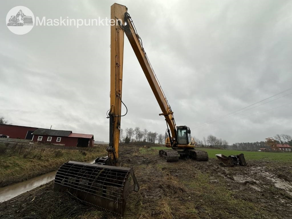JCB JS 220 LC - Верижен багер: снимка 2 JCB JS 220 LC - Верижен багер: снимка 2